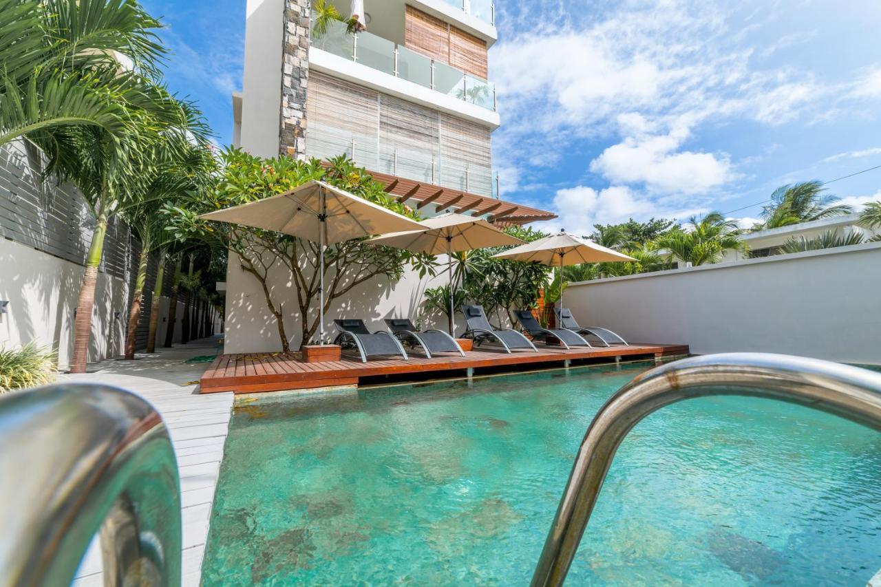 Beachcove Apt No 1 Pereybere Beach Exterior foto